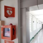 AEDは誰にでも使っていいの？緊急時のために知っておきたいこと